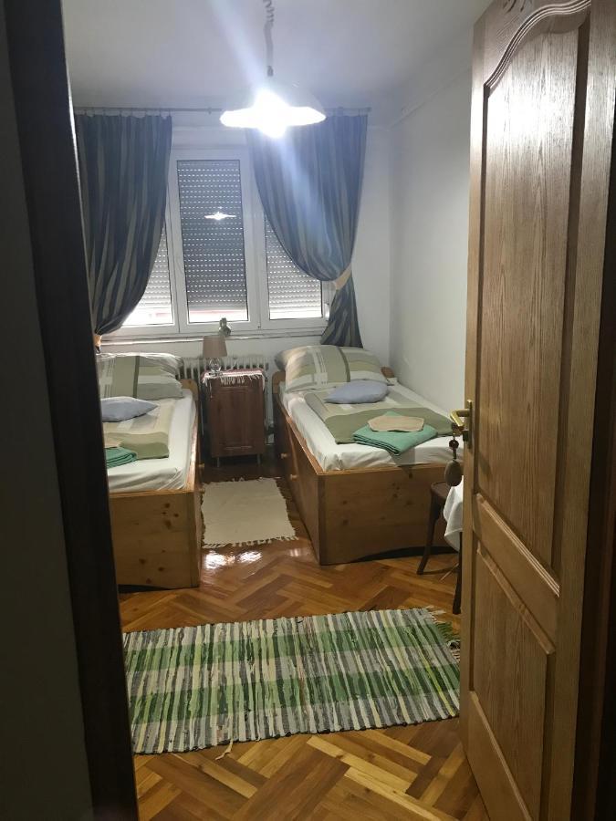 Hiv-Lak Apartman Έγκερ Εξωτερικό φωτογραφία