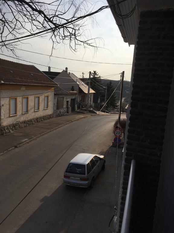 Hiv-Lak Apartman Έγκερ Εξωτερικό φωτογραφία
